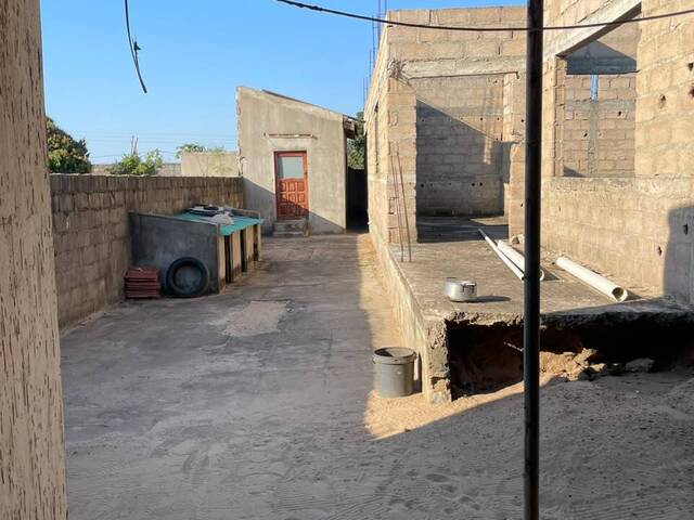 #35 - Casa para Venda em Matola - Maputo