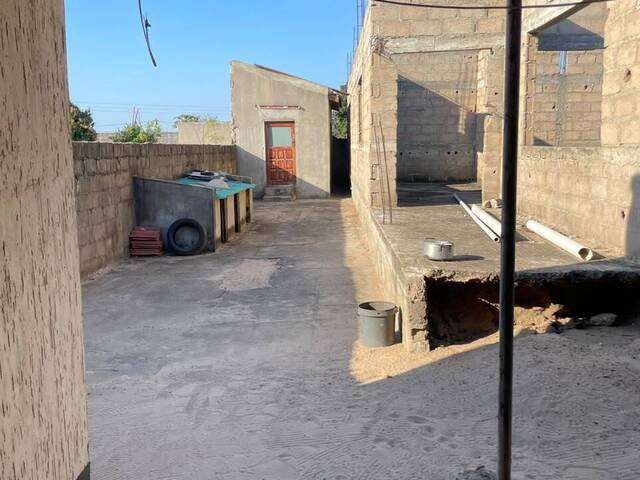 #35 - Casa para Venda em Matola - Maputo
